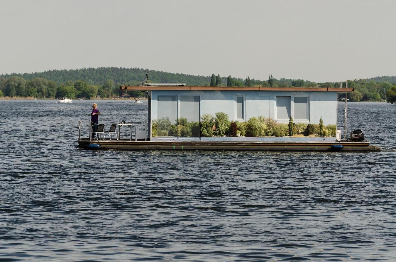 Feststehendes Hausboot Hotel Kolonie Zern Ngoại thất bức ảnh