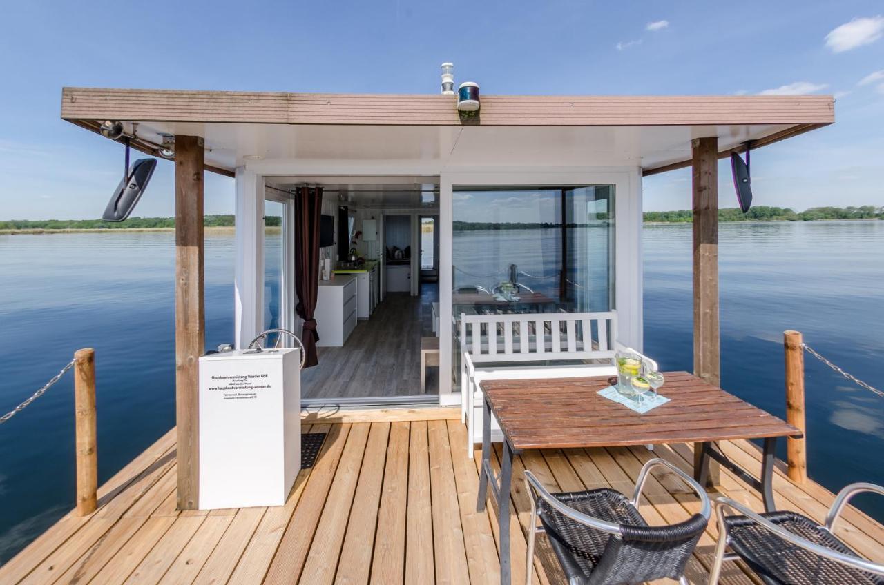 Feststehendes Hausboot Hotel Kolonie Zern Ngoại thất bức ảnh